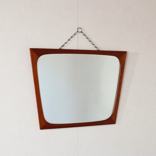 北欧ヴィンテージのミラー