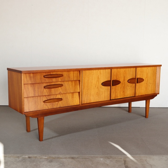 拝啓 ジェンティーク親方様】 JENTIQUE製サイドボード 送料込