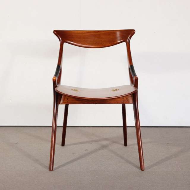Arne Hovmand-Olsen Model-71 ダイニングチェア