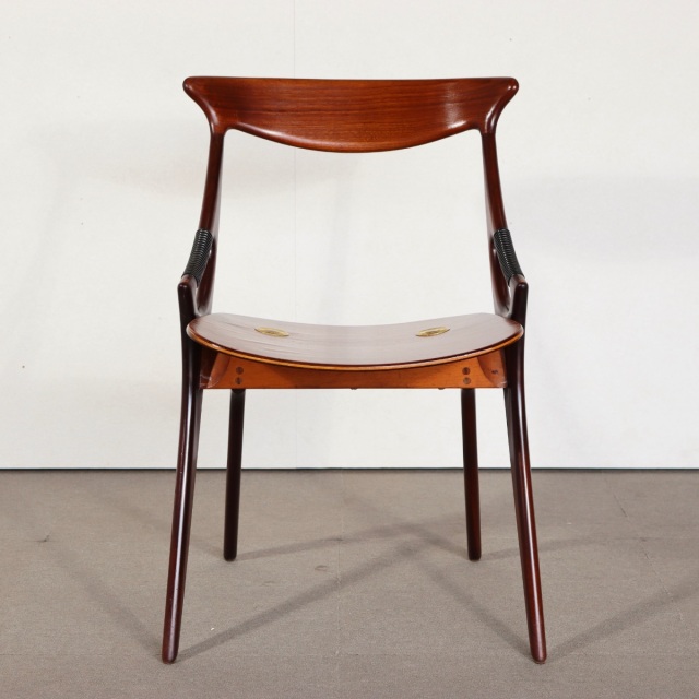 Arne Hovmand-Olsen Model-71 ダイニングチェア