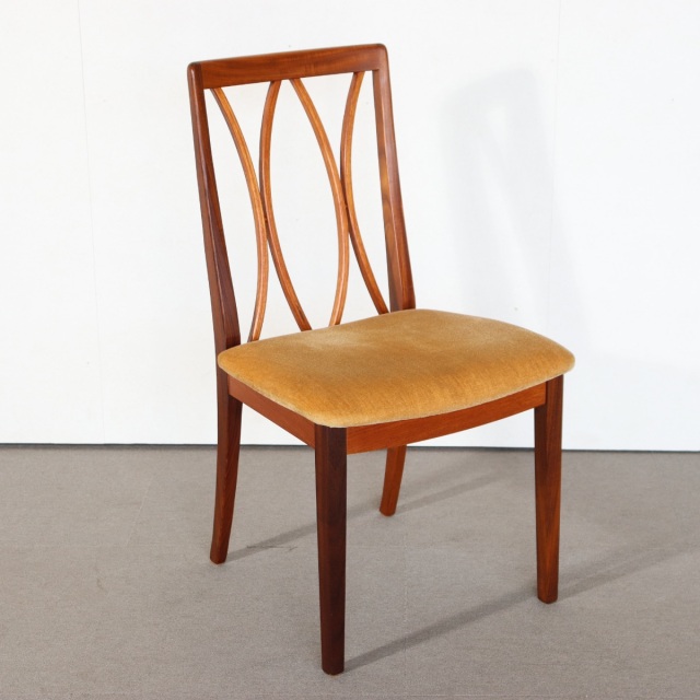 送料込み】 2脚目以降割引あり 【まっすぐが美しいと誰が決めたんだい