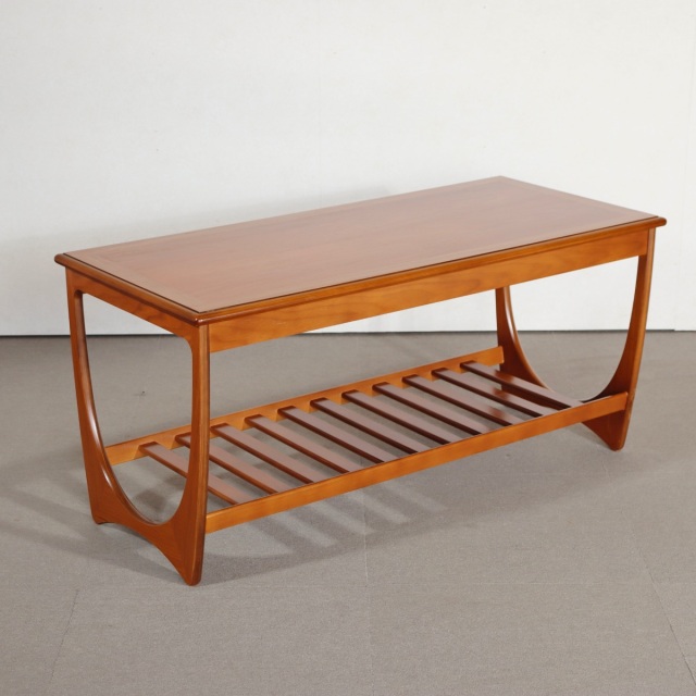 送料込み！ ジープラン製コーヒーテーブル