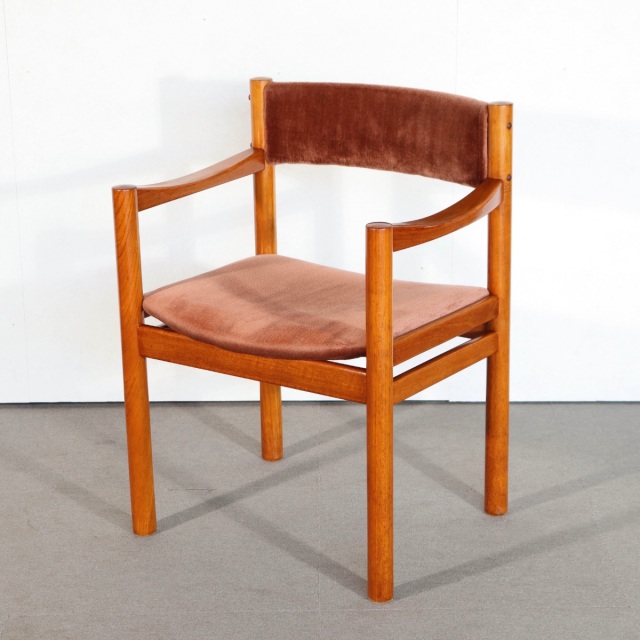 北欧ヴィンテージのダイニングチェア