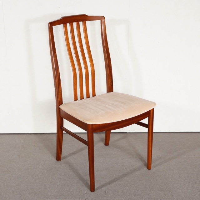 ベイスクラフトBEITHCRAFTのダイニングチェア