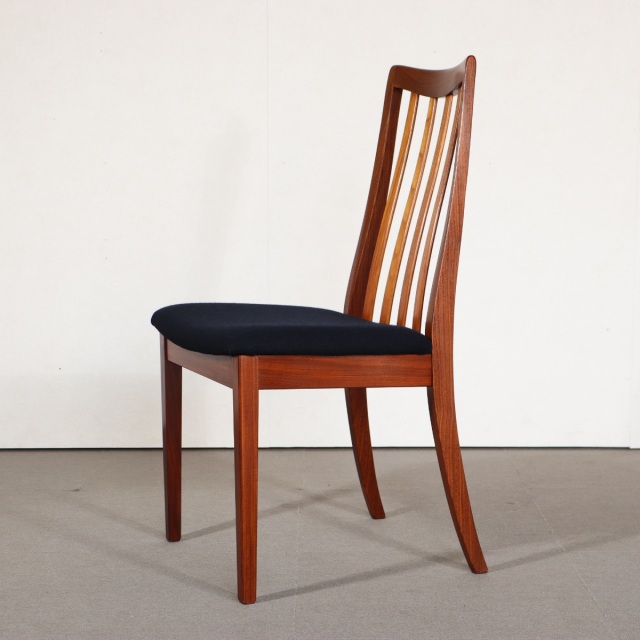 ジープランダイニングチェア