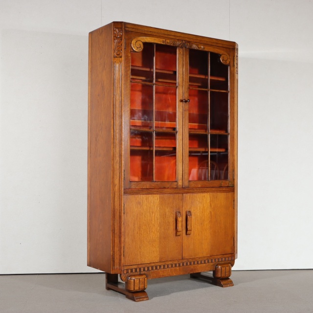 英国アンティークのガラスブックケース