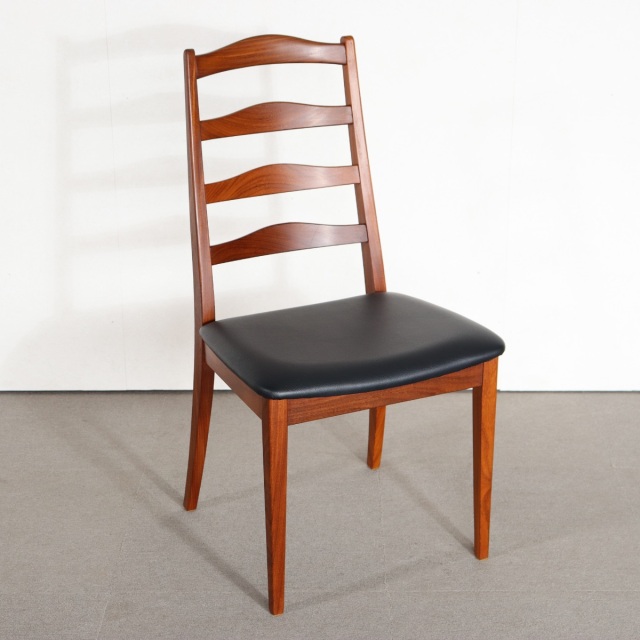 いす G-planジープラン・ダイニングチェア