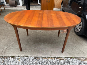 【comingsoon!】　OVAL DINING TABLE　ItemCode-WOLD4