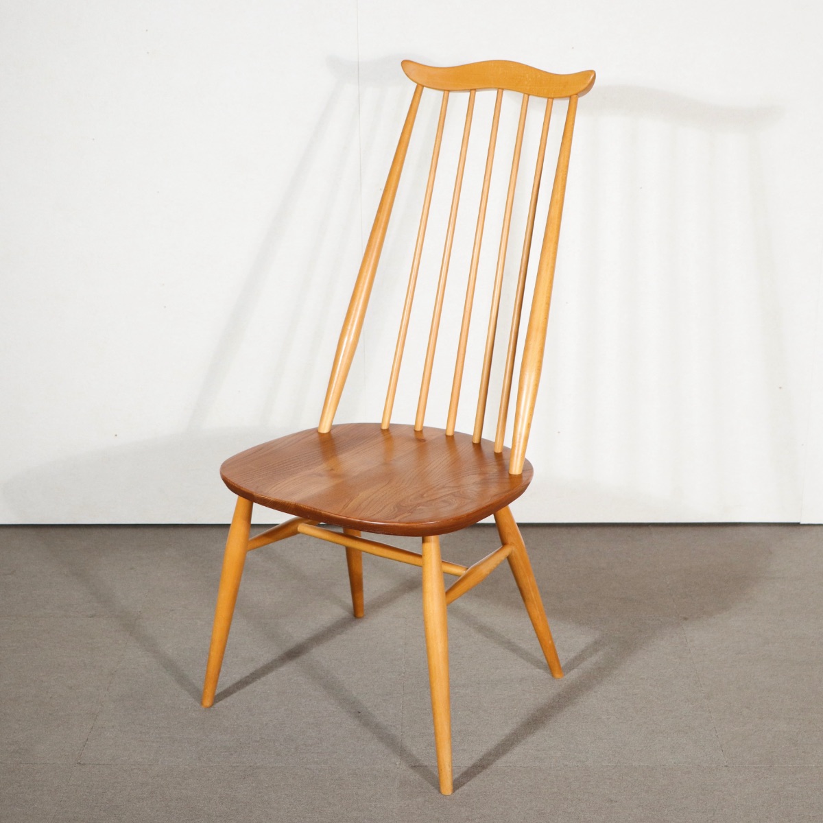 アーコールERCOLダイニングチェア。