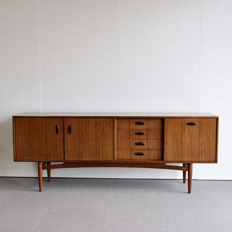 ジープランG-PLANのブラジリアシリーズのサイドボード