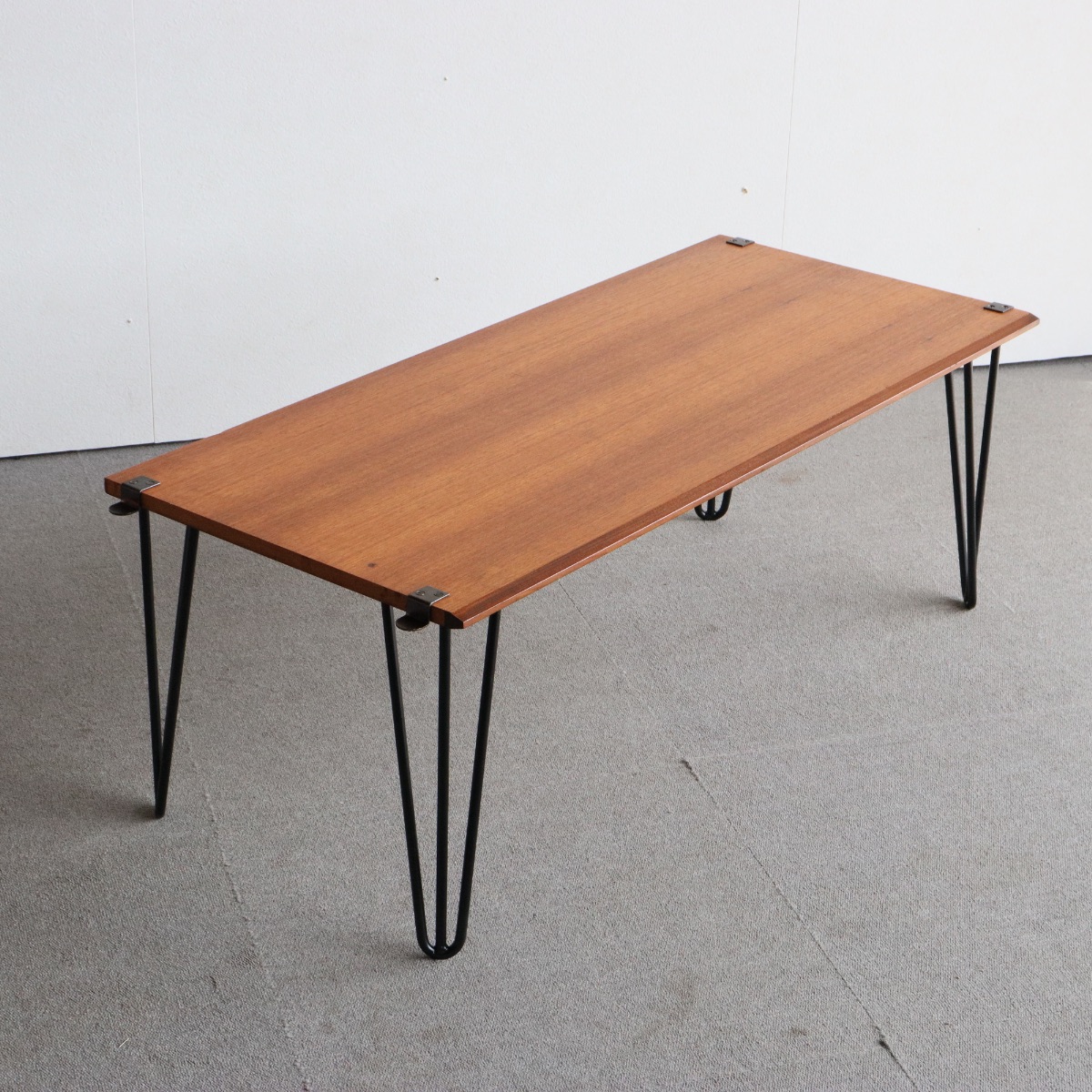 ジープランG-PLAN　Ib Koford-Larsenのリメイクデスク