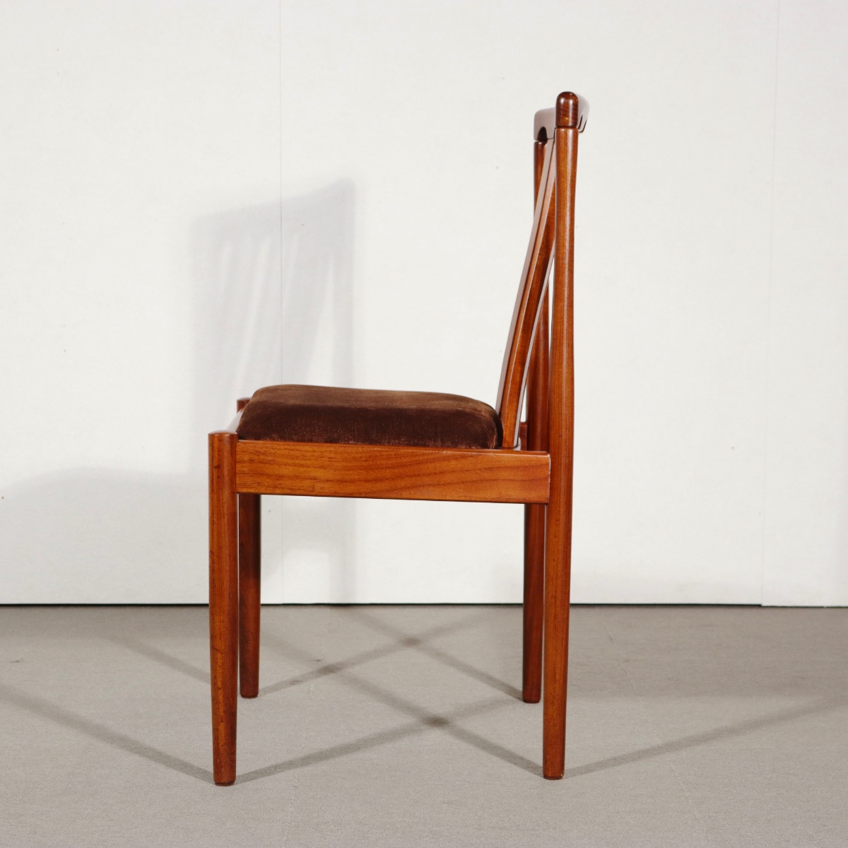 メレデューMEREDEWダイニングチェア