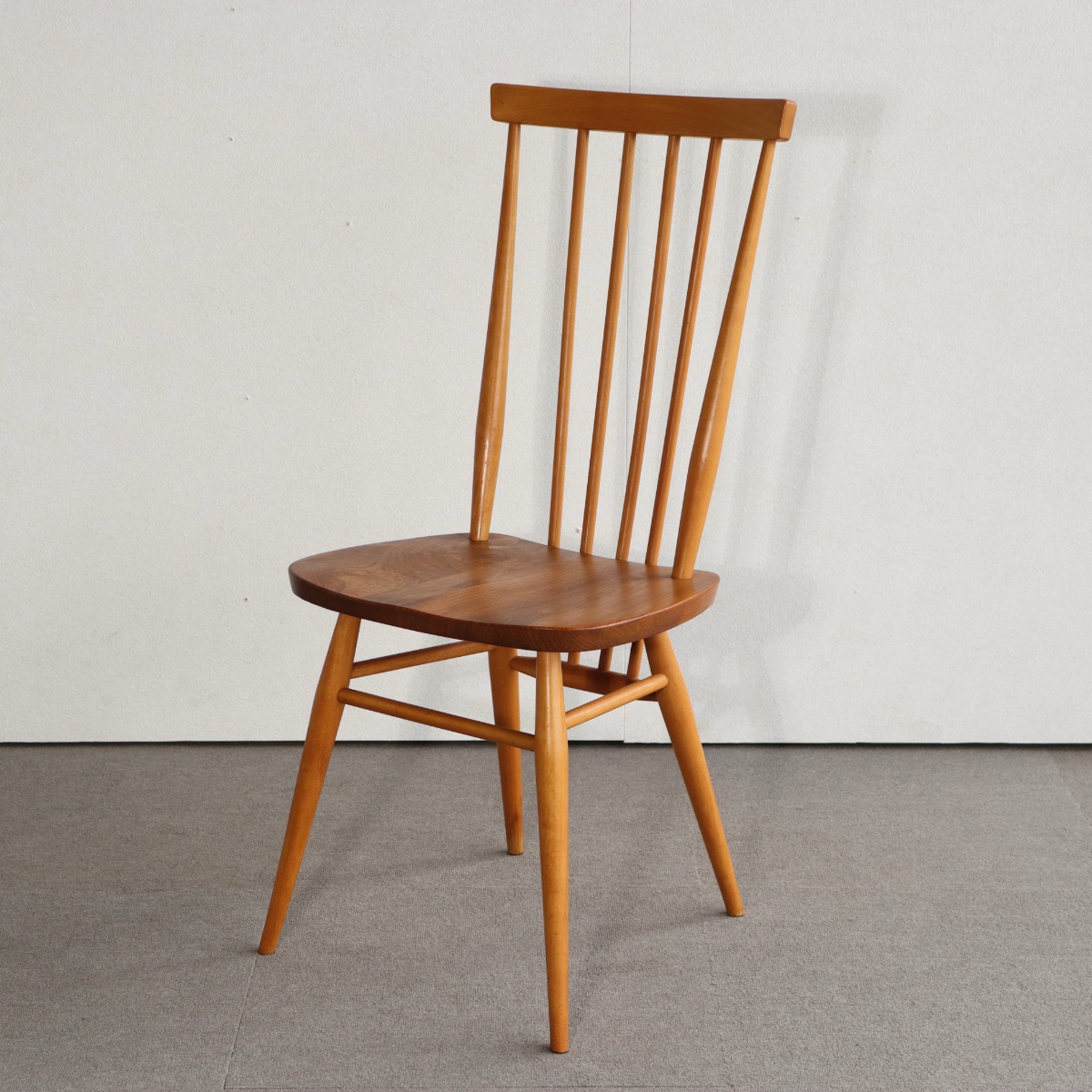 アーコールERCOLのダイニングチェア