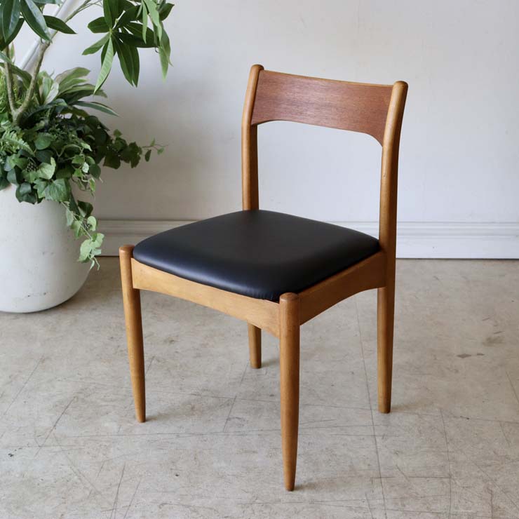 ダイニングチェア（ブラック）商品番号【022102a】