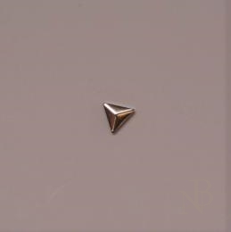 トライアングルスタッズ 3mm×3mm / シルバー 40個入