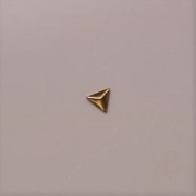 トライアングルスタッズ 3mm×3mm / ゴールド 40個入