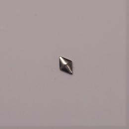 ダイヤスタッズ 2.8mm×4.5mm / シルバー 150個入