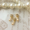 ミニマムパールスイング（クリスタル×パール） 15mm×6mm