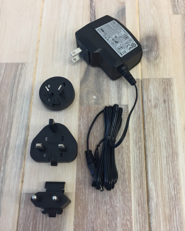 ■在庫限りで販売終了■　BrightSign（ブライトサイン）HD3/4シリーズ用ACアダプター　【型番】BS/PA-W12V1.5A-3.5　※発売元より直送