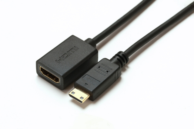 HDMIタイプAメス ⇔ HDMIタイプCケーブル 0.5m　【型番】HAF-HCM/005M　※発売元より直送