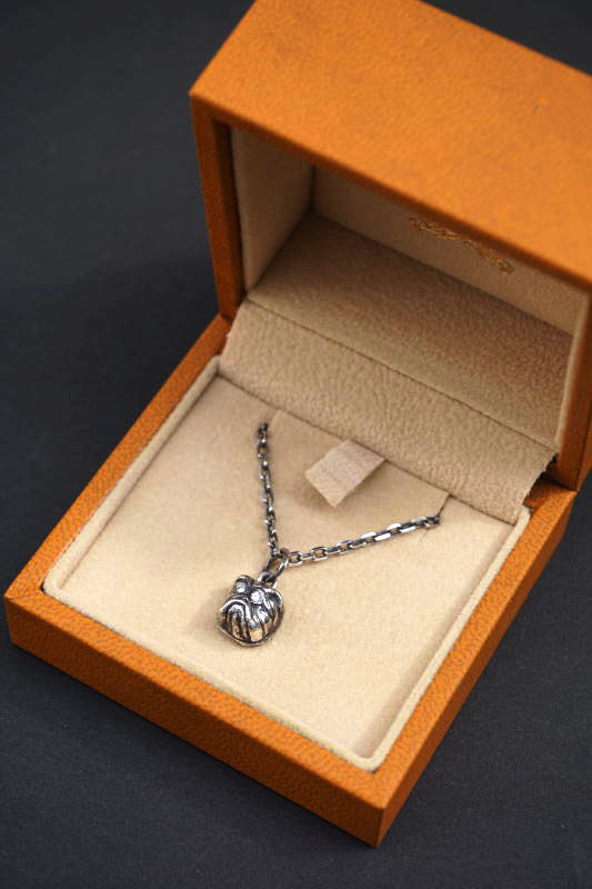 PEANUTS & Co. SMALL BULL SILVER DIAMOND
