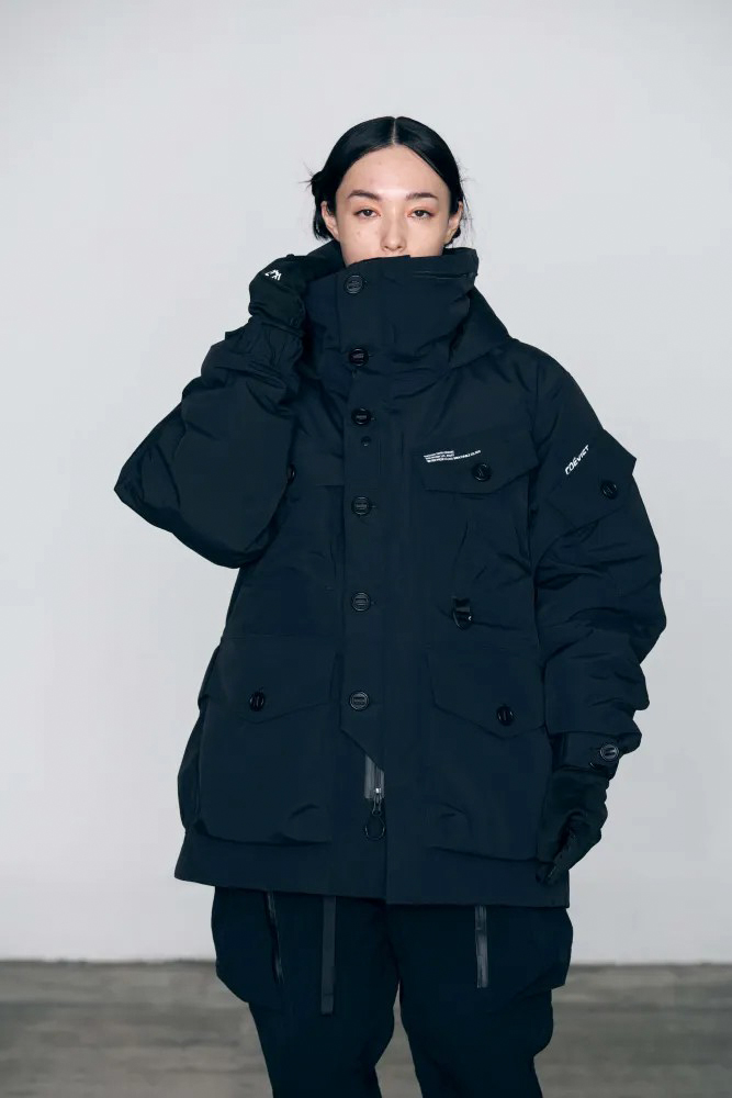 CMF OUTDOOR GARMENT "SNOOZER DOWN COEXIST"
