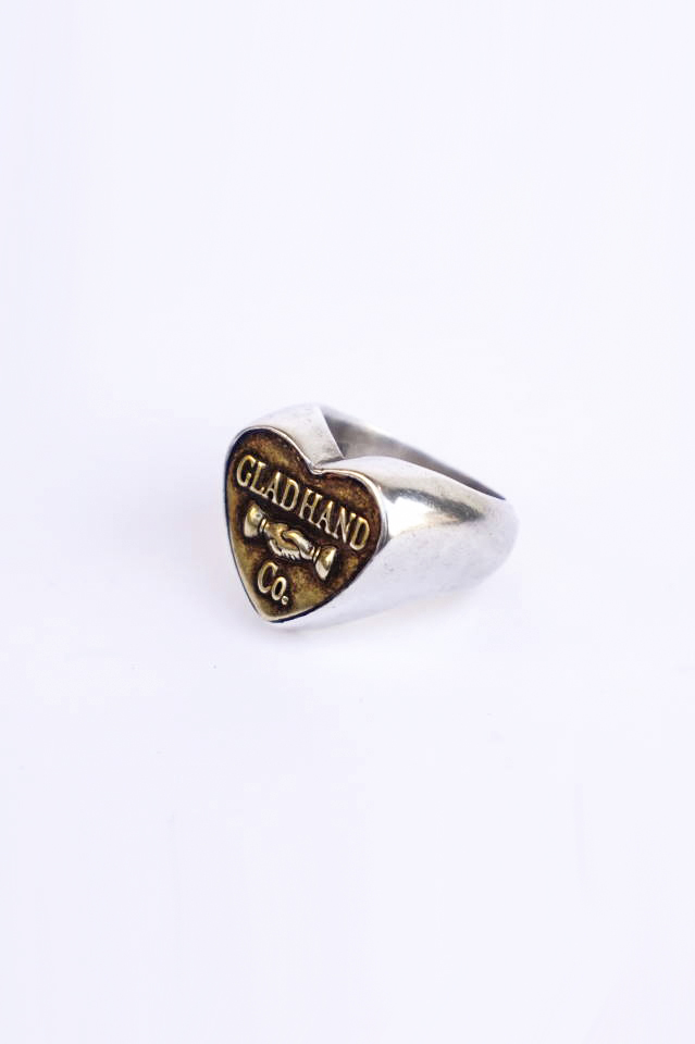 GLAD HAND. BUTTON RING "HEART" SMALL