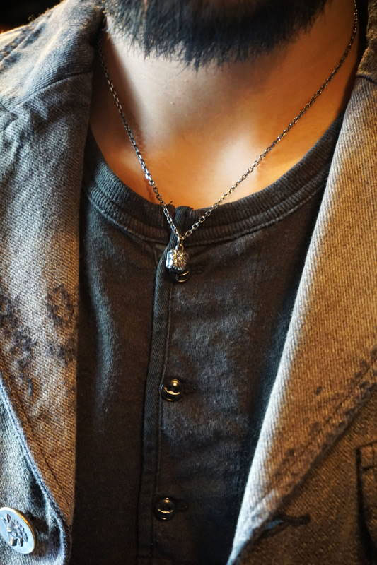 PEANUTS & Co. SMALL BULL SILVER DIAMOND