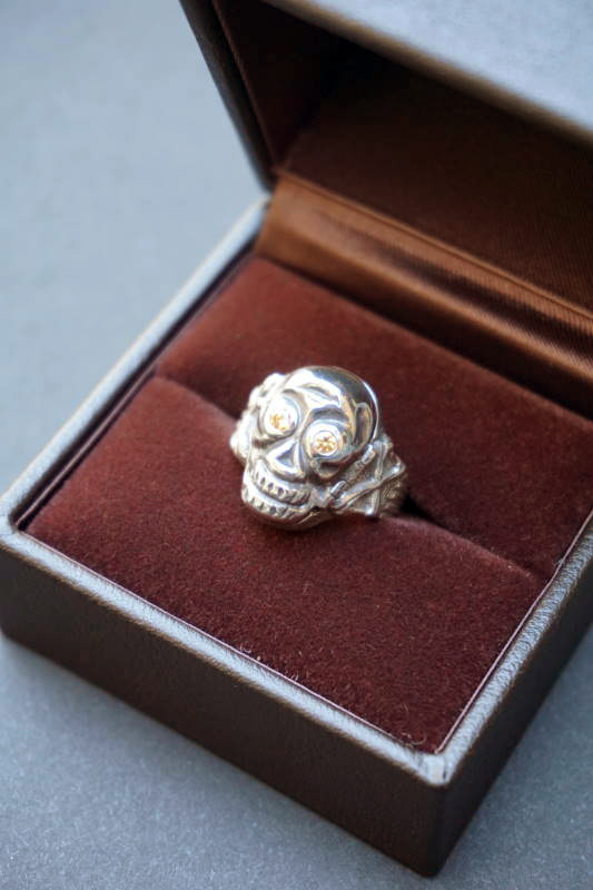 PEANUTS & Co. skull poison ring yellow