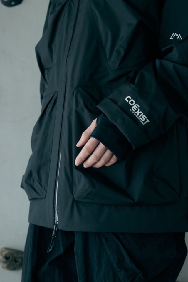 CMF OUTDOOR GARMENT ""PHANTOM SHELL COEXIST"" BLACK