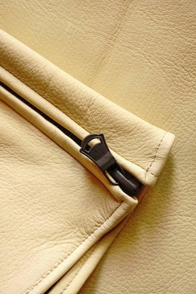 BAA COSTUME MFG. "MOLT" DEERSKIN LONG SLEEVE TEE CREAM