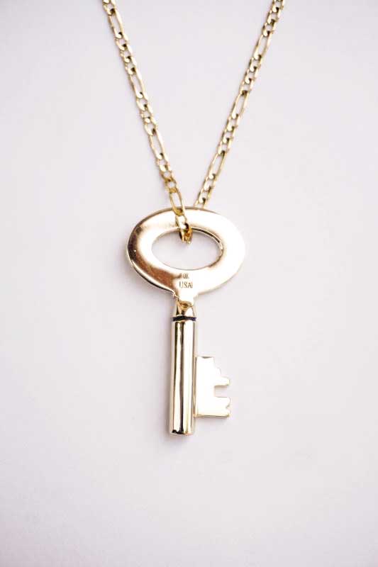 GLAD HAND JEWELRY KEY TOP & CHAIN "K10 GOLD"