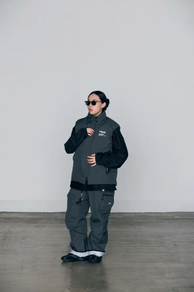 CMF OUTDOOR GARMENT "NOMAD DOWN VEST COEXIST"
