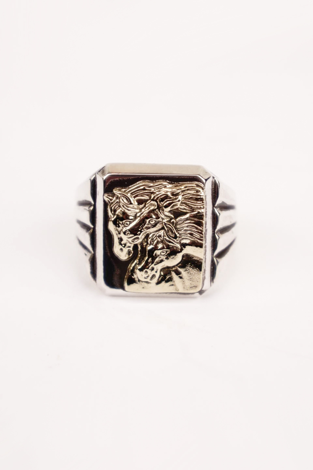 PEANUTS & Co. PHARAOHS HORSES RING square Silver×K10 Gold