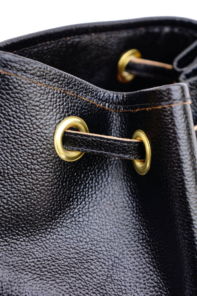 Basella "Lorraine" Horsehide