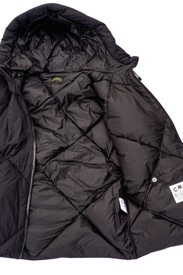 COMFY OUTDOOR GARMENT "COMFY DOWN" BLACK