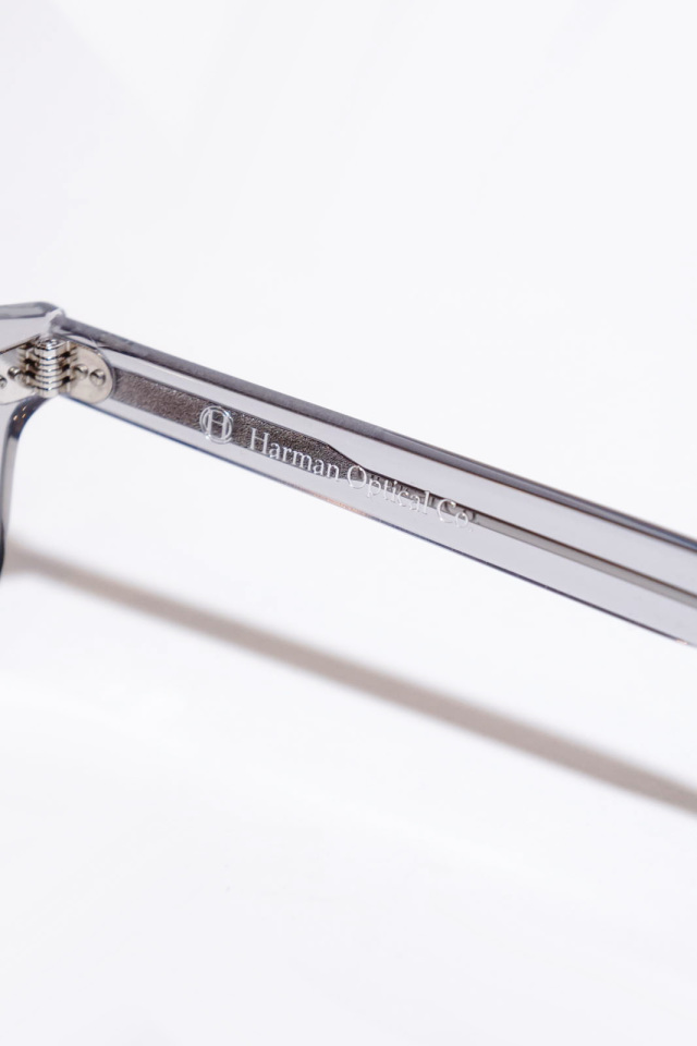 HARMAN OPTICAL "WALLIS" CLEAR GRAY