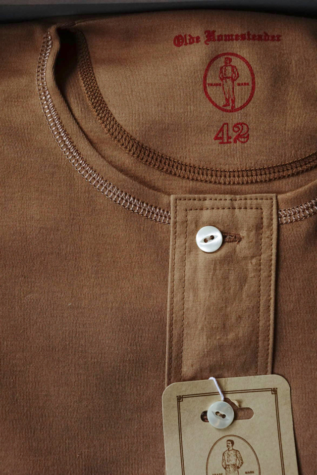 Olde Homesteader "Henley Neck Shortsleeve" - Interlock - Camel