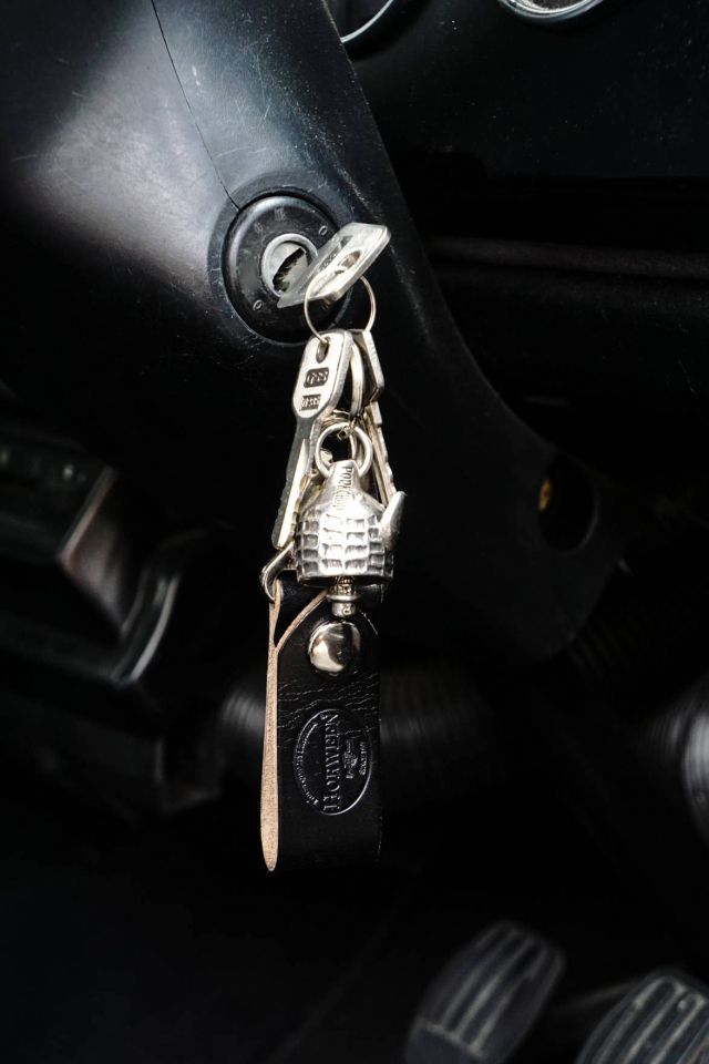 BAA COSTUME MFG. "BAA SIGNATURE KEY HOOK" HORWEEN CHROME EXCEL