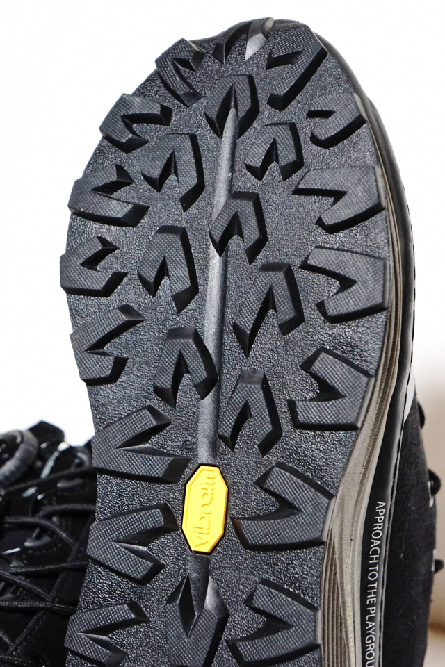 COMFY OUTDOOR GARMENT APPROACH SNEAKER BLACK