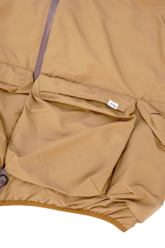 CMF OUTDOOR GARMENT "PUFF CREW DOWN" MOCA