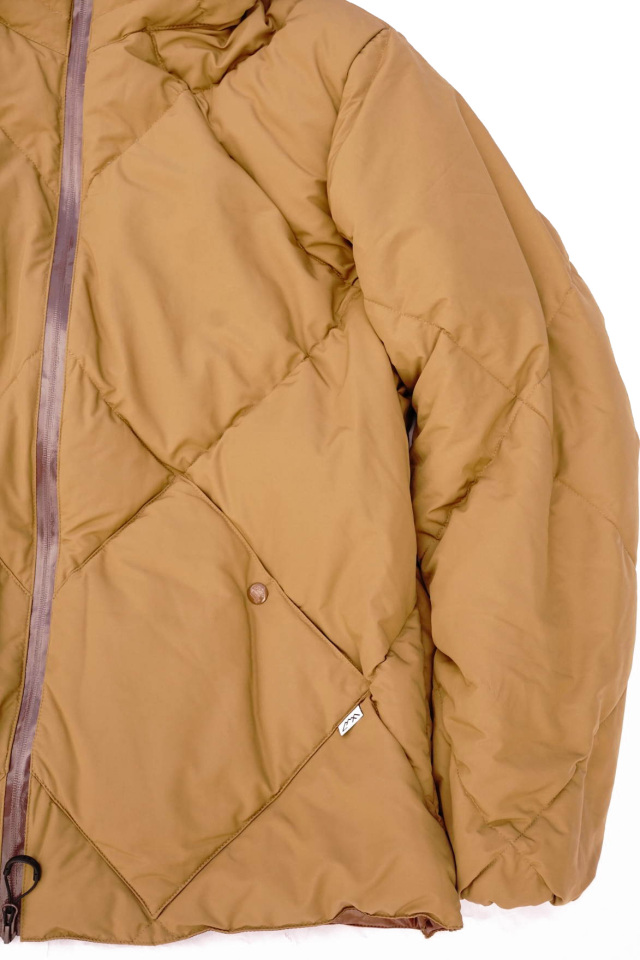 CMF OUTDOOR GARMENT ”CMF DOWN" MOCA