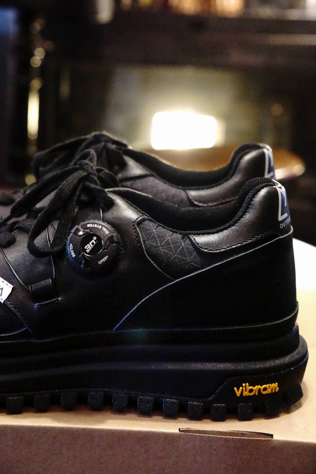 COMFY OUTDOOR GARMENT "GRAVEL SNEAKER" BLACK