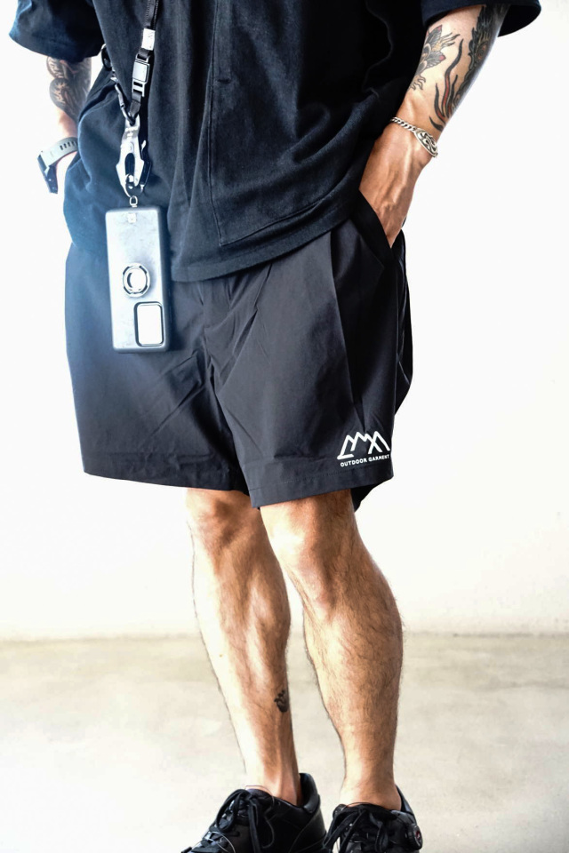 CMF OUTDOOR GARMENT "COMP SHORTS" BLACK
