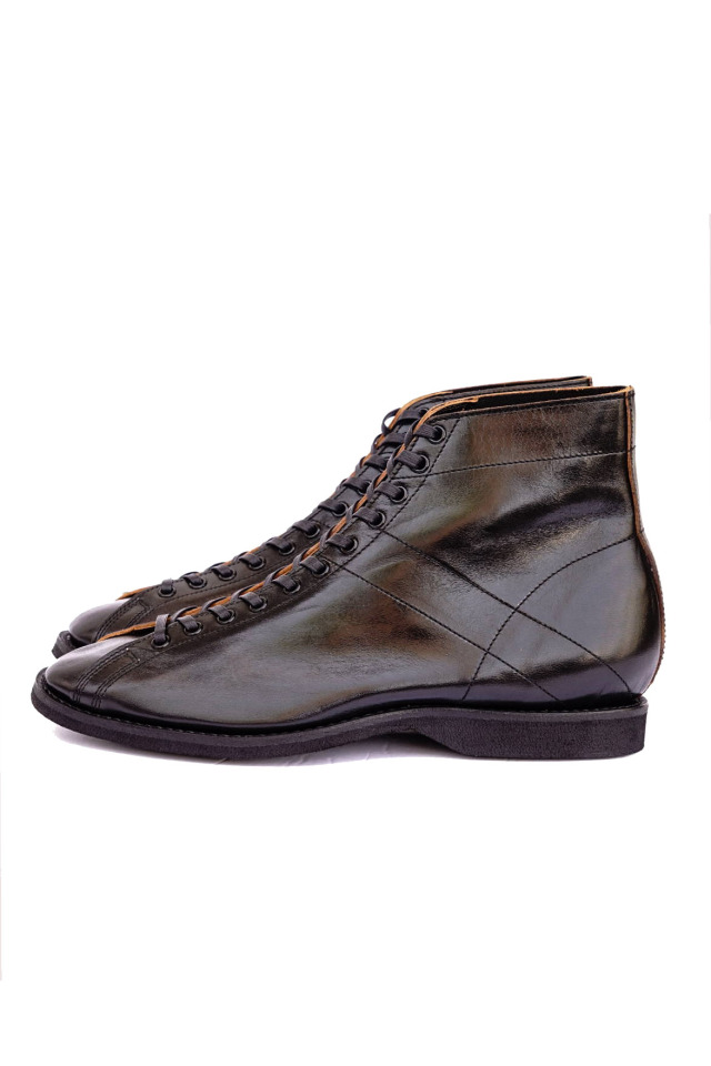 CLINCH Mast Trainer Horse Hide Black "Black Stitch"