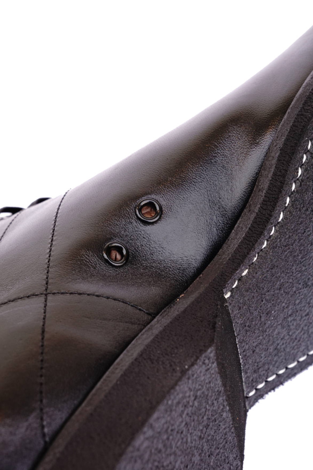 CLINCH Mast Trainer Horse Hide Black "Black Stitch"