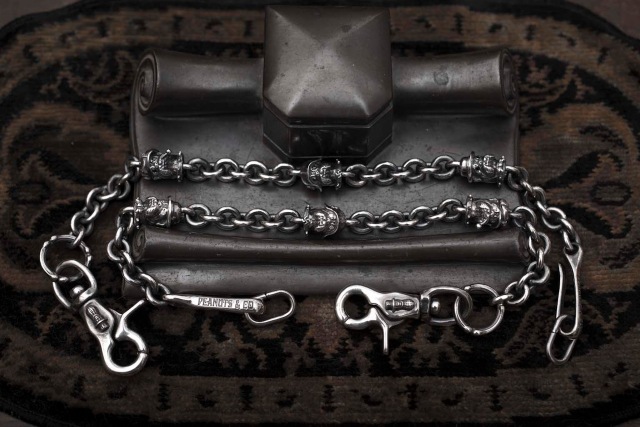 PEANUTS & Co. BULL WALLET CHAIN ALL SILVER