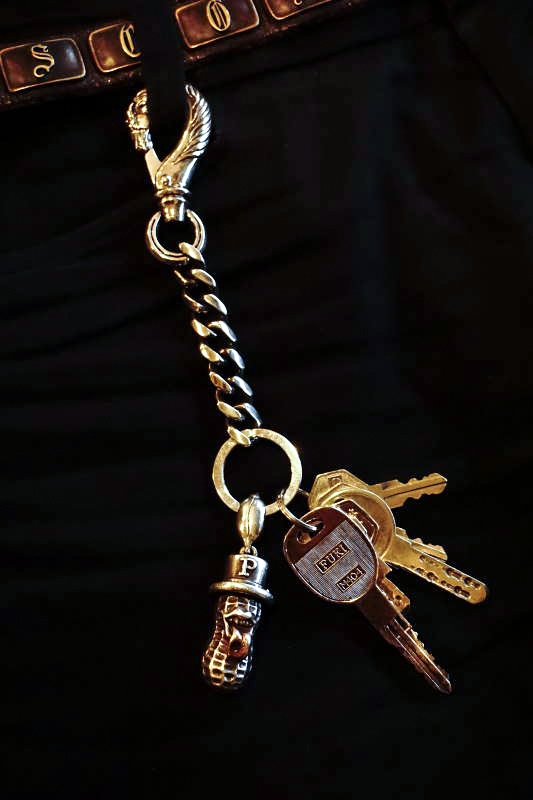 PEANUTS & Co. Special Order horse key chain "L" silver
