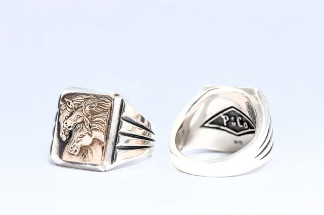 PEANUTS & Co. PHARAOHS HORSES RING square Silver×K10 Gold