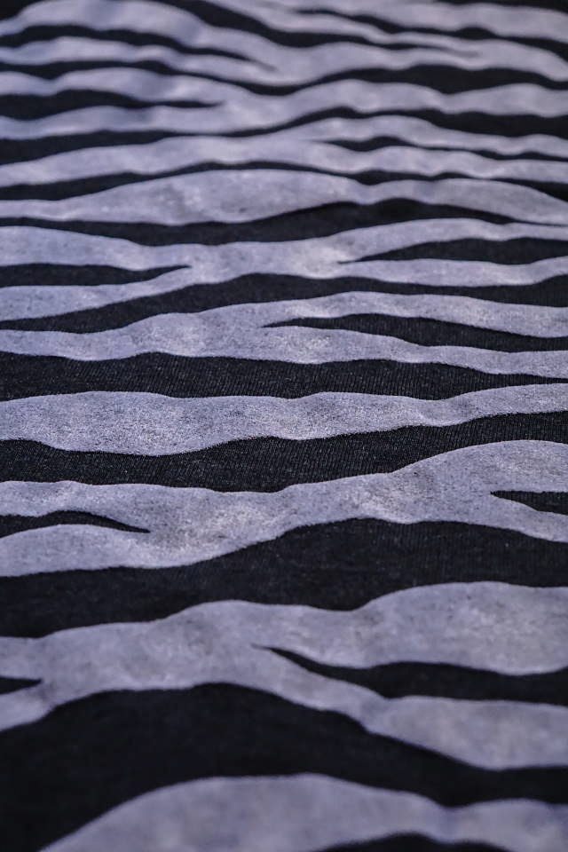 BAA COSTUME MFG. "ZEBRA BACK" POCKET TEE BLK/PUR